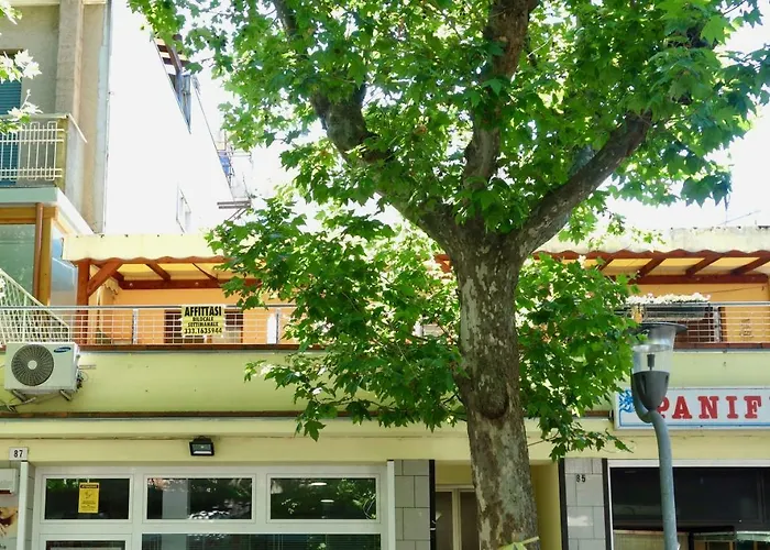 100mt Dal Mare * リミニ